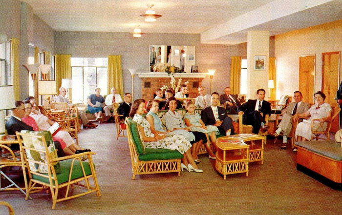 Gull Lake Ministries (Gull Lake Bible Conference) - Vintage Postcard (newer photo)